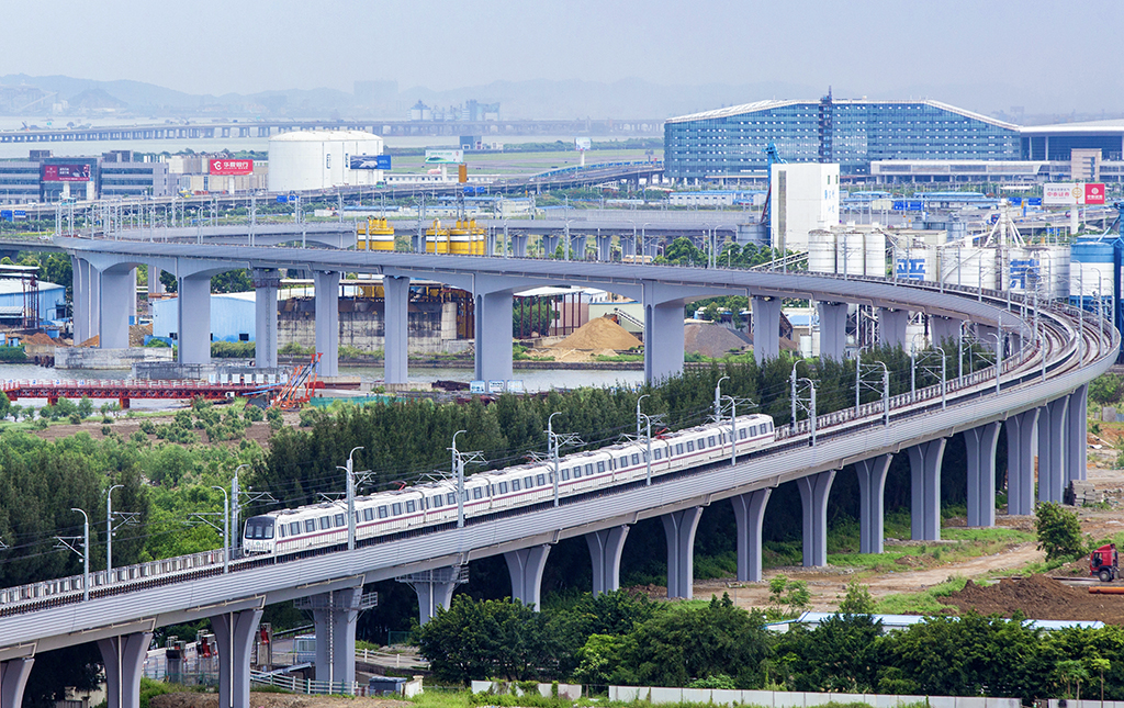 深圳地铁11号线工程双获国家级大奖