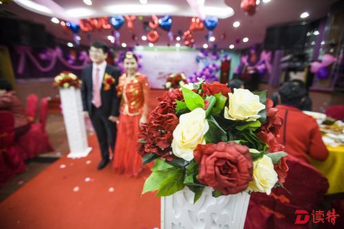 孤儿婚礼01