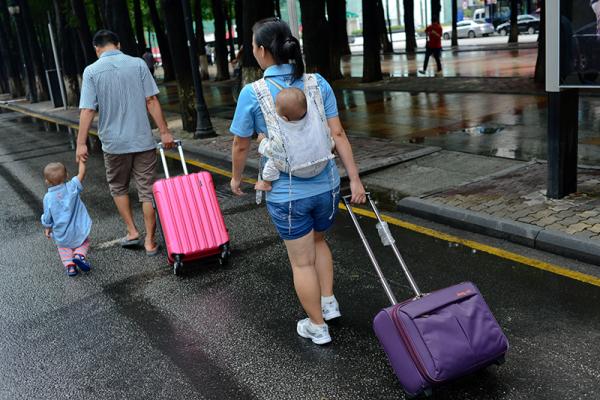 二孩频遭老大抵制  专家称：孩子的恐惧与父母教育不当有关