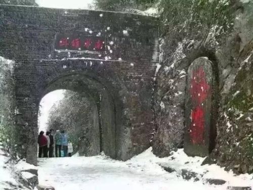 韶关假雪景扰乱朋友圈 从化真冰挂等待新游客