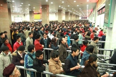 坐火车的深圳人注意！2日上午仍有列车晚点，看完这些信息再出门