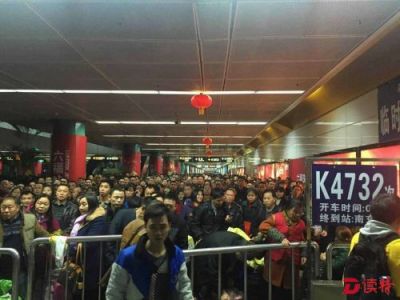 深圳火车站：2日白天已基本能准点发车