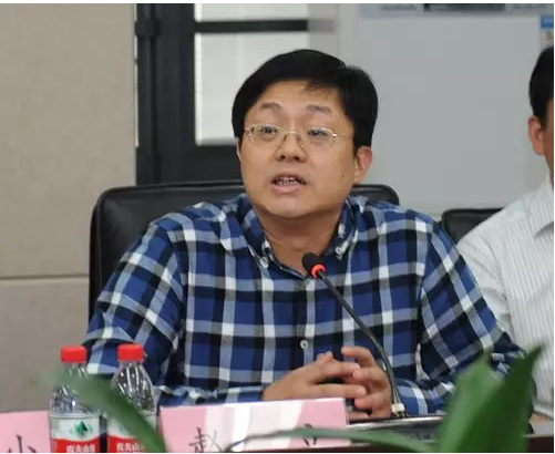 定了！深圳中学的新校长就是他