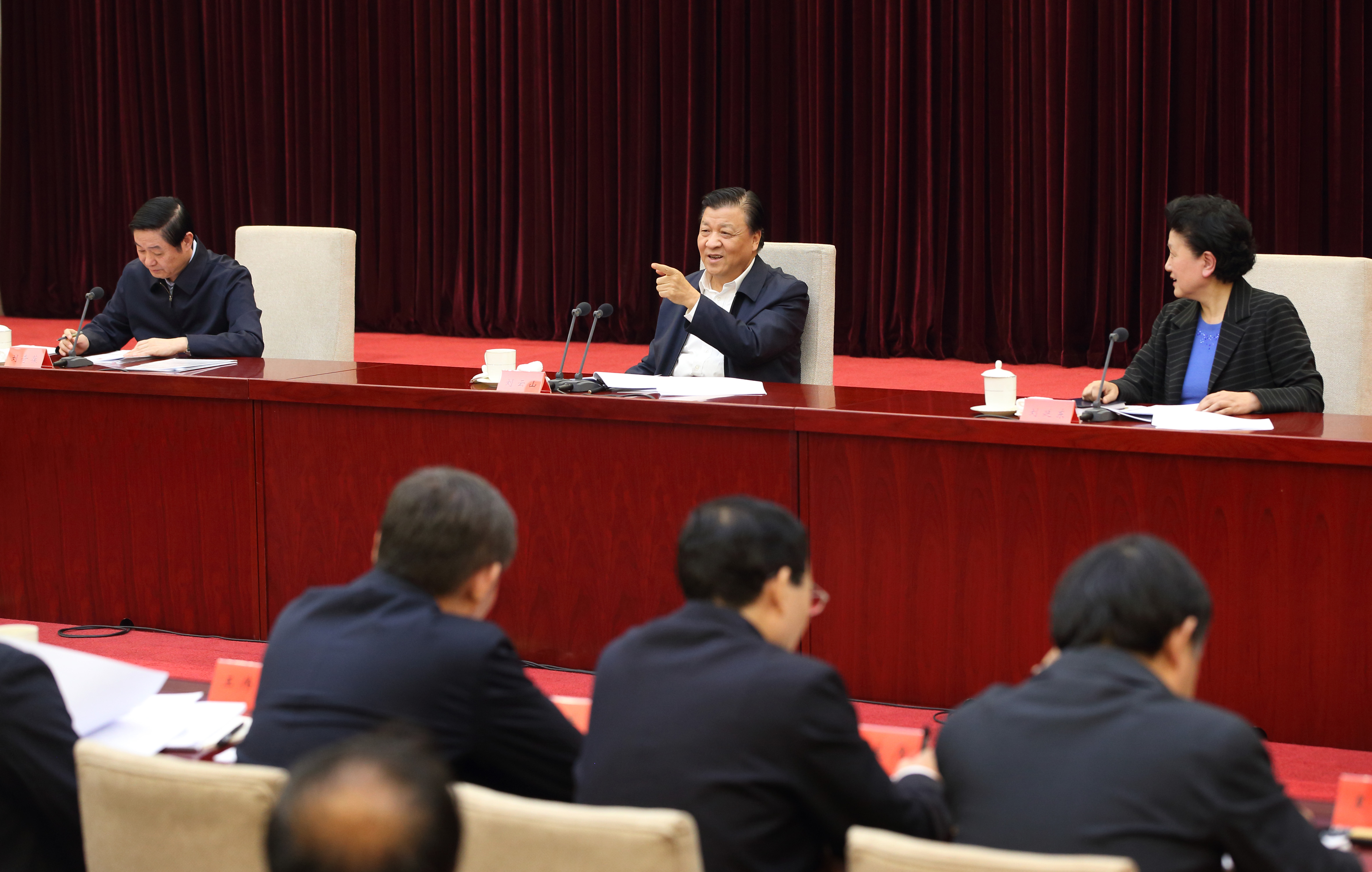 刘云山：认真履行党的新闻舆论工作的职责使命