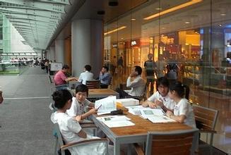 香港学生课外活动每月要花近4000港元 