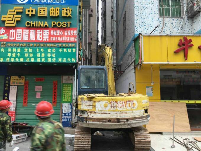查违进行时 | 消防通道竟变成商铺？拆！龙华查违没商量