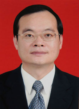 东莞市长袁宝成接受深圳特区报专访谈转型升级