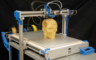 人体器官移植突破:男子植入3D打印椎骨获新生