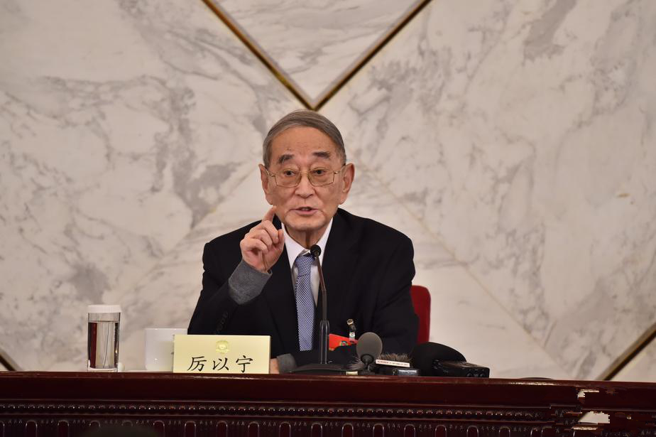 记者会上 | 西红柿辣椒紫薯是转基因？目前国家批准的只有两种