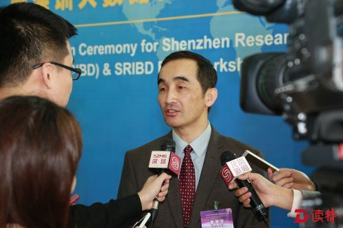 深圳市大数据研究院院长、香港中文大学（深圳）副校长罗智泉教授