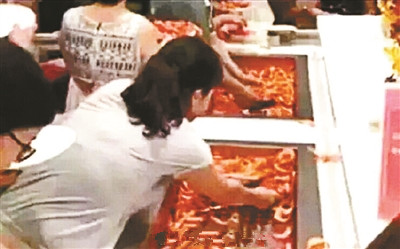 调查 | “中国游客泰国抢虾”？背后的真相其实是……