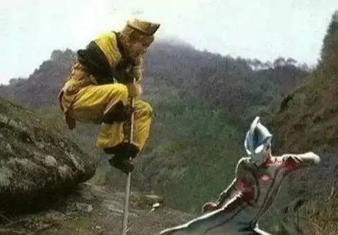 蝙蝠侠大战超人算什么，我还看过奥特曼大战孙悟空呢……
