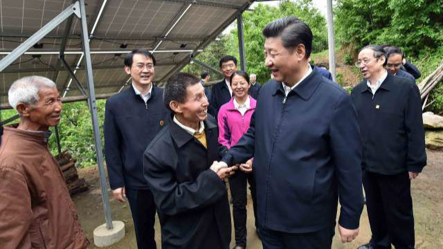 习近平：一路奔波而来，就是要了解扶贫实际情况