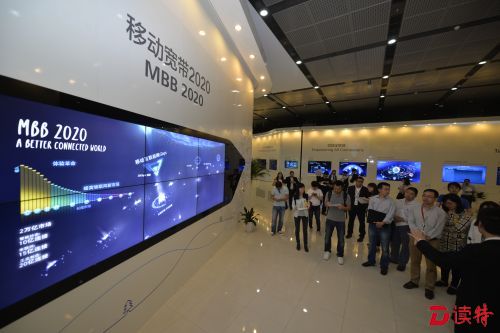 华为：众多“黑科技”技术产品亮瞎眼，央媒记者惊呆了