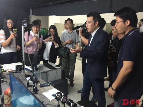 超多维光电子：裸眼3D技术引称赞 