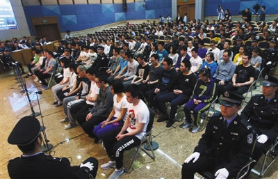 关键词“一字千金”？你上当了！中网互赢公司诈骗案开庭