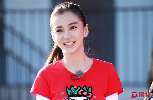 Angelababy公开与宋仲基私照，结果黄晓明打来了电话...