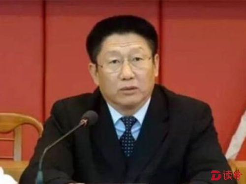 蒋尊玉庭审直击：全家族涉腐 受贿多因“房” 