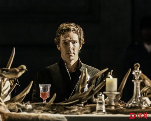 1. Benedict Cumberbatch (Hamlet) in Hamlet at the Barbican Theatre. Photo credit Johan Persson