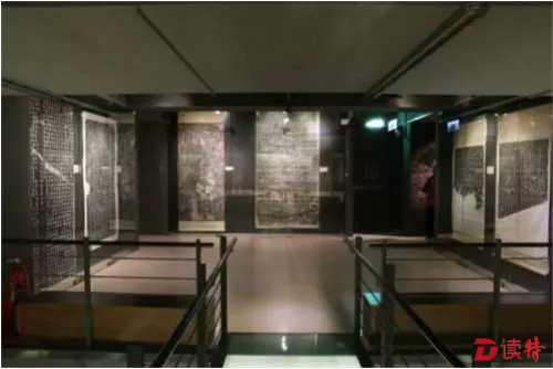 “丰碑拓片”展区1