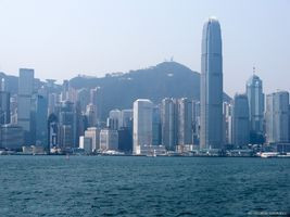 竞争力排名一状元一榜眼 两份榜单折射香港优中有忧 