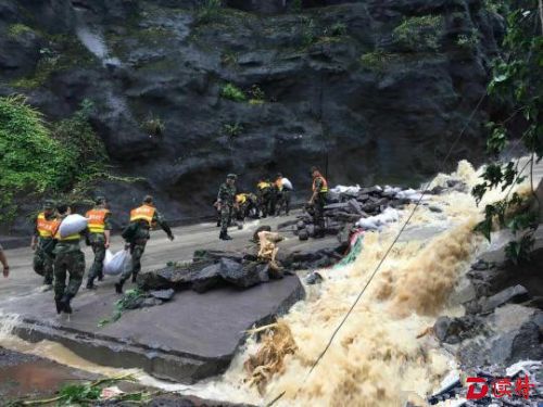暴雨致重庆38万人受灾2人死亡 直接经济损失逾7亿