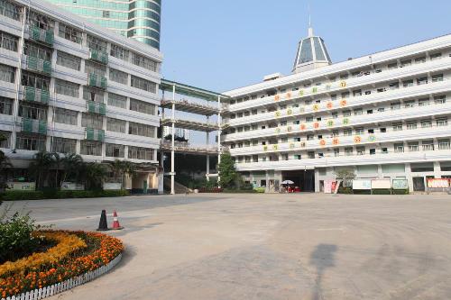 翠园中学为学生提供虚假成绩？罗湖区教育局：假消息！