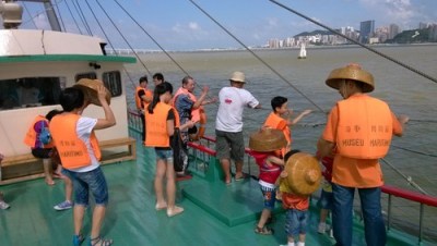 休渔火了“渔家乐”！登渔船体验澳门百年渔业文化
