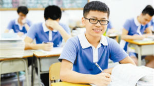 2487名异地生圆深圳高考梦：深圳就是我的家