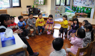 香港明年正式落实15年免费教育