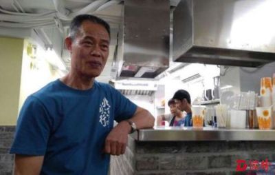 香港有个 “明哥”，连续三年免费送盒饭