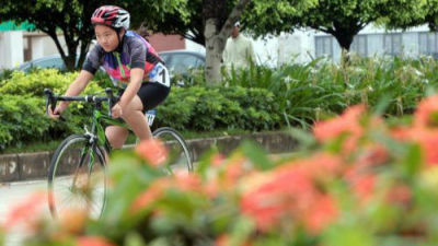 深圳市第九届运动会自行车赛举行