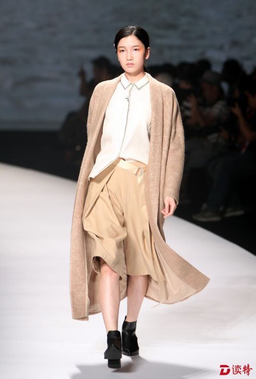 国际品牌服装展图片二（吴铠峰）12