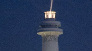 我国在南海岛礁建５座灯塔 4座已建成发光