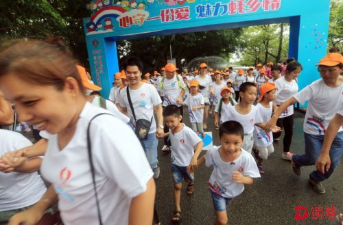 宝安沙井：上百留守儿童在活动中感受亲子乐趣