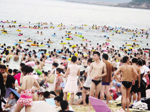 大梅沙限时错峰收费，不妨一试！
