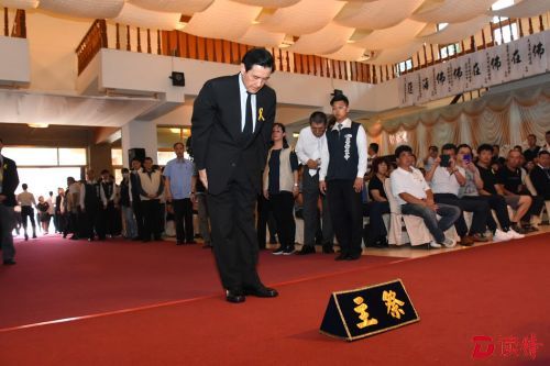 台湾游览车事故联合公祭举行 马英九到场默哀