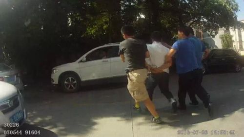 驾车撞死人后逃逸11年后终落网