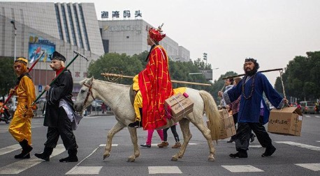 家里没人？南京快递哥跑第三趟将额外收费