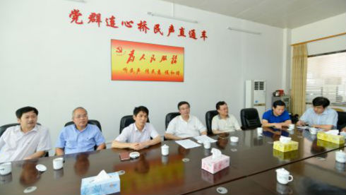深圳报业集团领导去河源买冬瓜？这扶贫接地气！