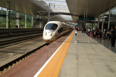 “妮妲”走了，深圳北站 高铁逐步恢复运行