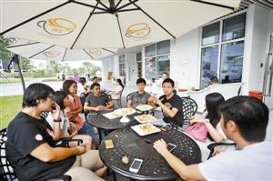 香港青年北上创业 三大“朋友圈”人脉助力