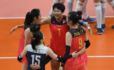 中国女排3-0横扫意大利 取得首胜！
