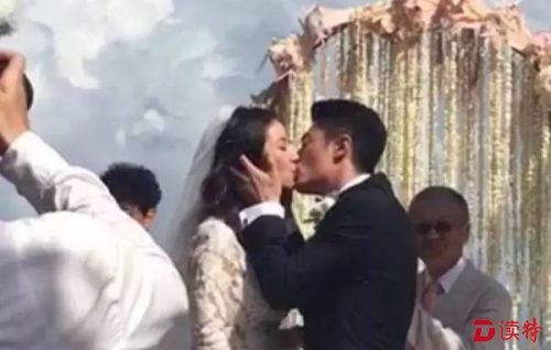 陈乔恩在霍心婚礼当晚喝醉痛哭？工作人员否认