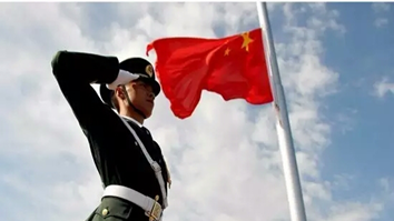 我们孩子从小知道：这才是中国国旗！