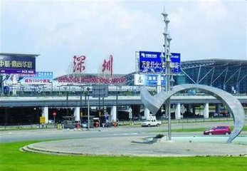 弓虽！深圳机场半年旅客吞吐量突破2000万