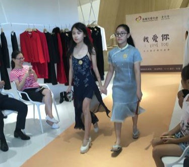 “四点半学校”也时尚！放学后让孩子来当设计师