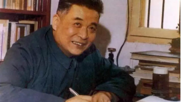 历史 | 他撑起大国腰杆，大国赏他二十元