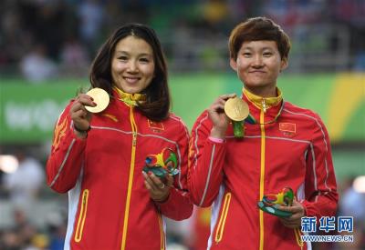 零突破！女团竞速赛中国夺自行车首金 预赛破世界纪录