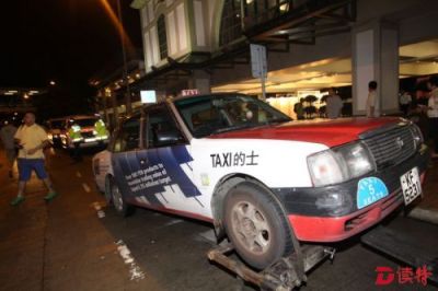 香港警员扮乘客出击 黑的哥乱收费被捕